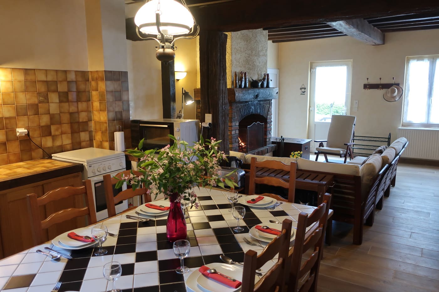 Gite de groupe avec piscine dans les Ardennes, La Charmille à Rubigny